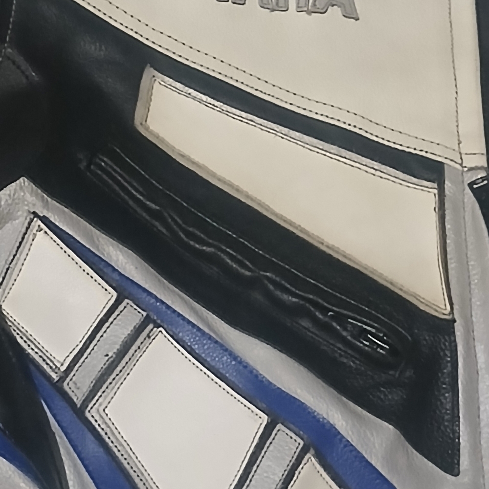 Yamaha R Leather Jacket - Picture 8 of 8